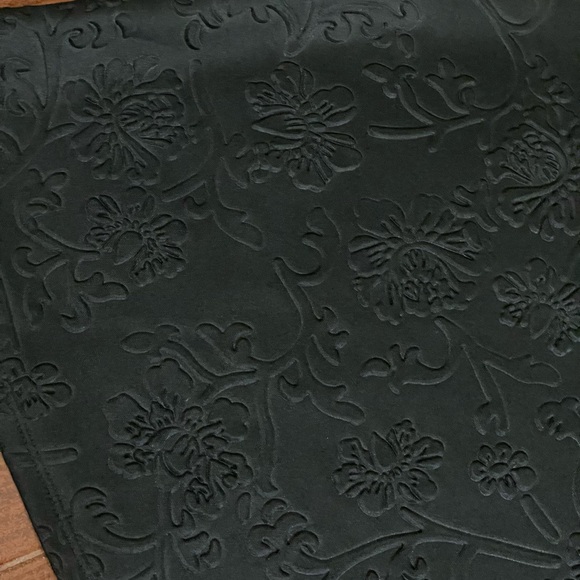 Target Sleeveless black floral embossed dress mesh bodice size medium fit flare - Picture 6 of 16